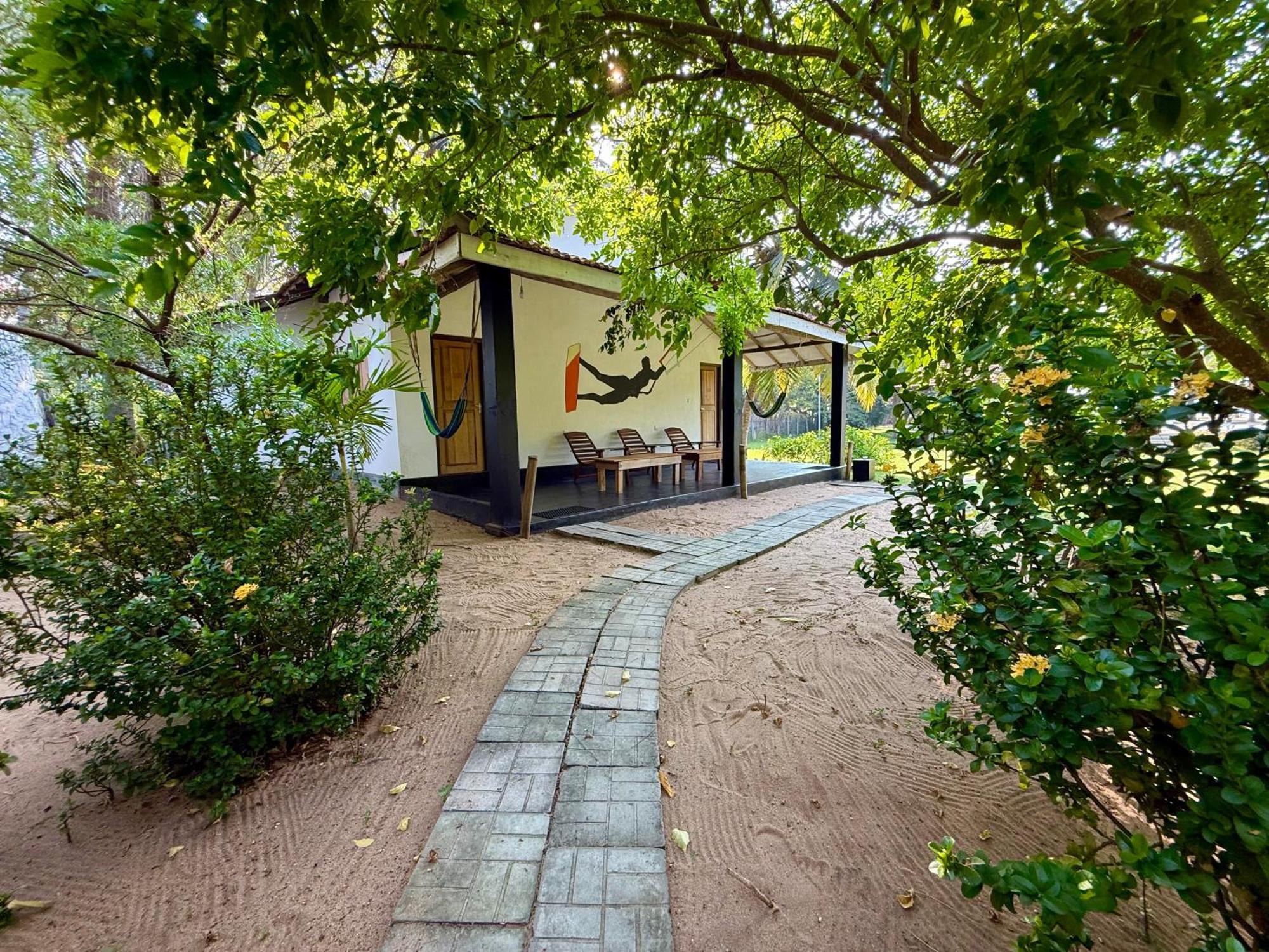 Valampuri Kite Resort Kalpitiya Buitenkant foto